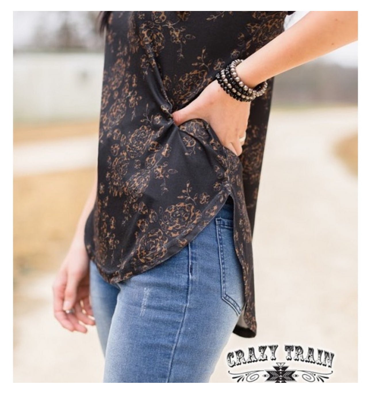 $10 Tooled Leather Flower Tee – Black High - Low (Medium & Large) - Razels