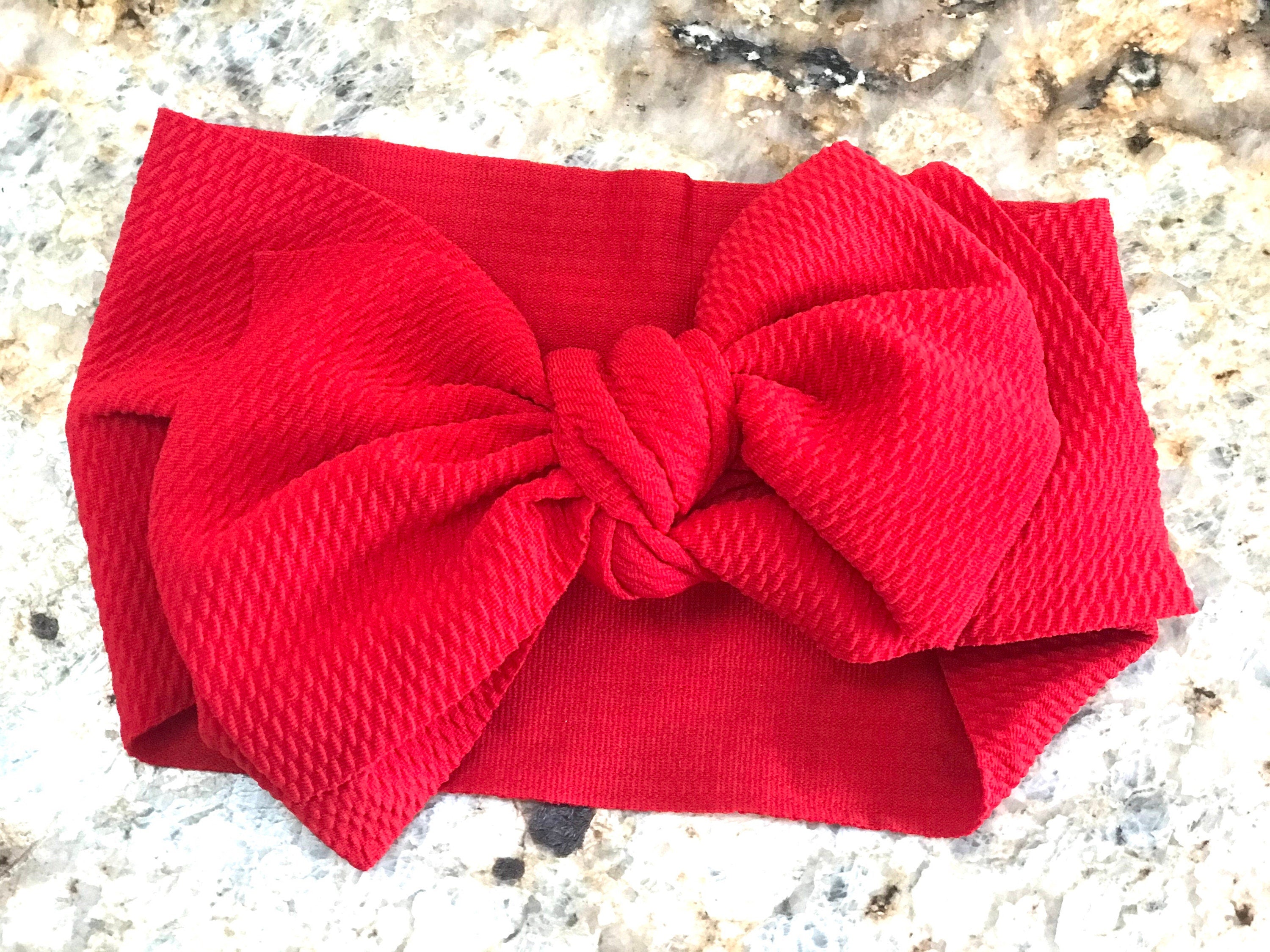 Red These Big Bow Headbands for babies and toddlers are the perfect finishing touch to your little one's adorable outfit (also sold by Razels 😉). Soft, stretchy, and adjustable, they provide both comfort and style! And now, they’re available in even more colors!
✔ Hand-tied, not sewn, so you can adjust for the perfect fit