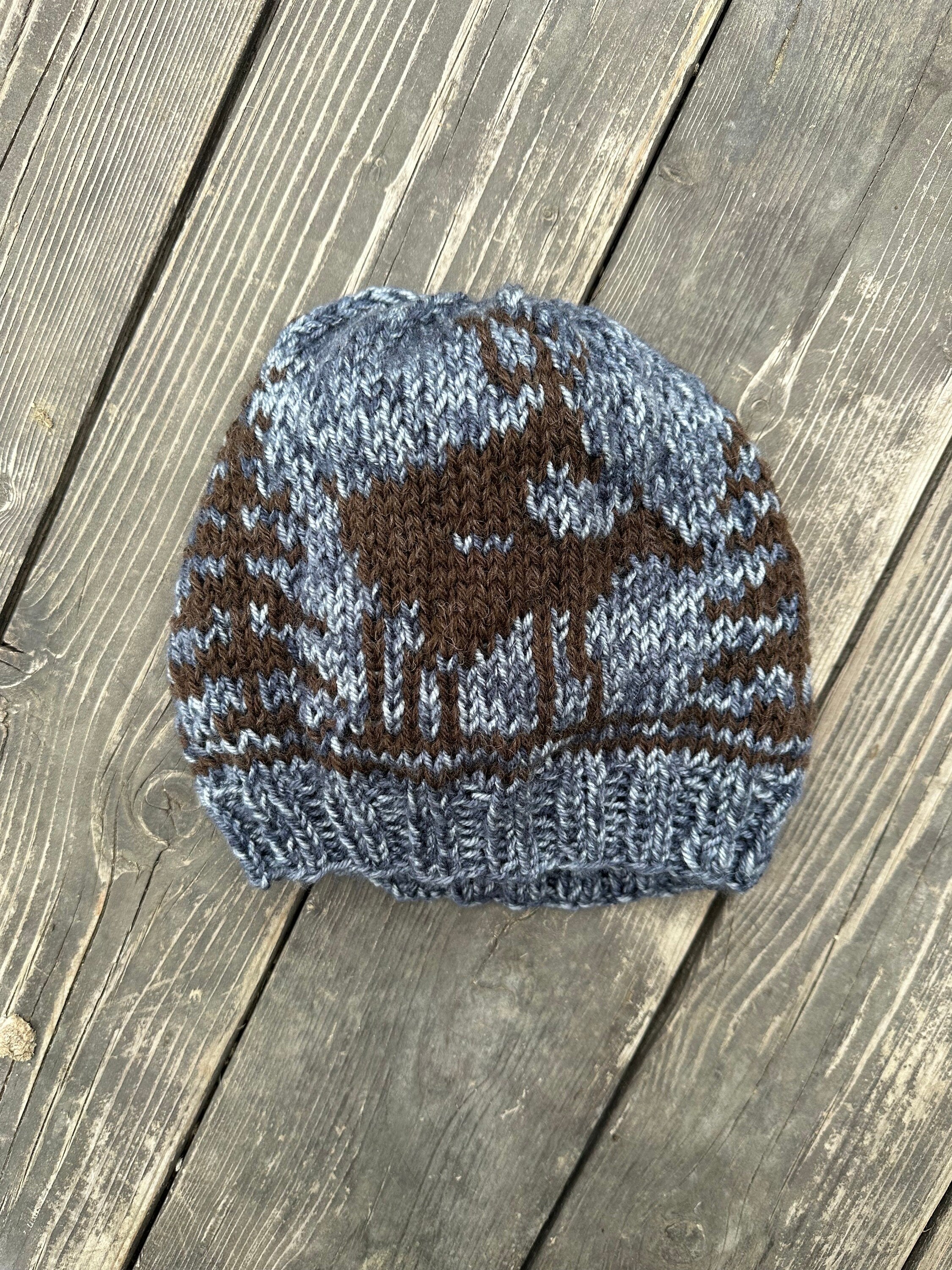 Funny Hunter Gift | Humping Deer Hat – Naughty Outdoorsman Beanie for Dad, Brother, or Friend -Razels