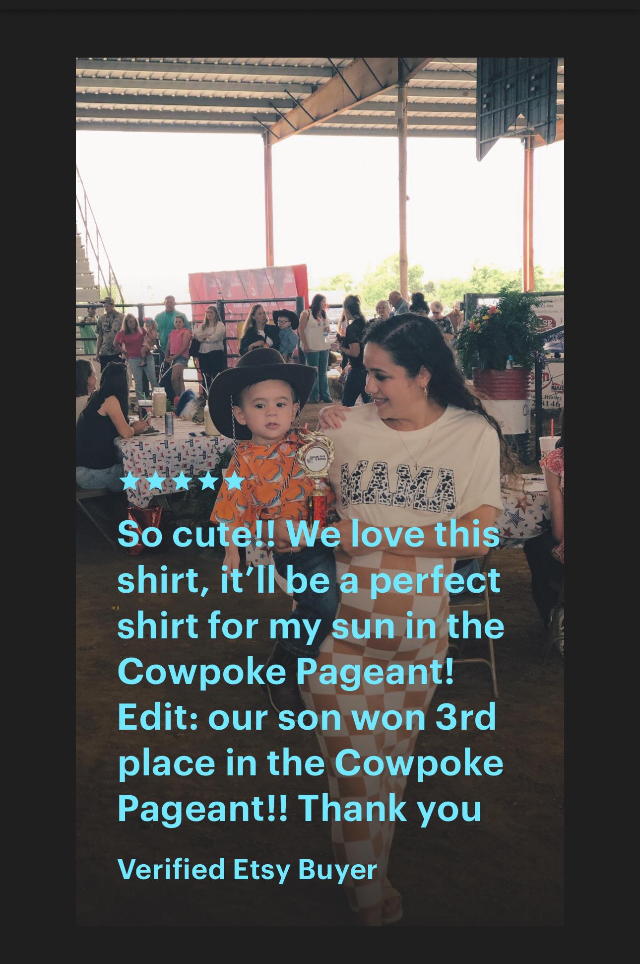 Give your little cowboy or cowgirl a shirt that’s as bold as the Wild West! 🤠🧡 This kids’ Western button-up shirt features steer heads filled with a desert highway sunset scene, all set on a bright orange background. It’s a standout piece for rodeos, family photos, or just everyday cowboy style.
✓ Classic button-up design with short sleeves
✓ Bright orange with steer head + desert scene print
✓ Perfect for Western outfits, rodeo kids, or cowgirl chic