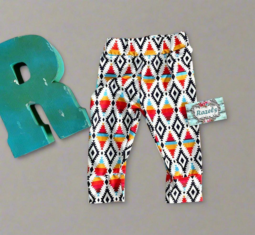 Retro Howdy Kids Western Outfit! 🤠✨ Featuring stylish Aztec jogger pants and a retro-inspired "Howdy" tee, this fun and comfy set is perfect for playtime, casual outings, or celebrating Western-themed events. 💥👕 Ships FREE with $35+ order