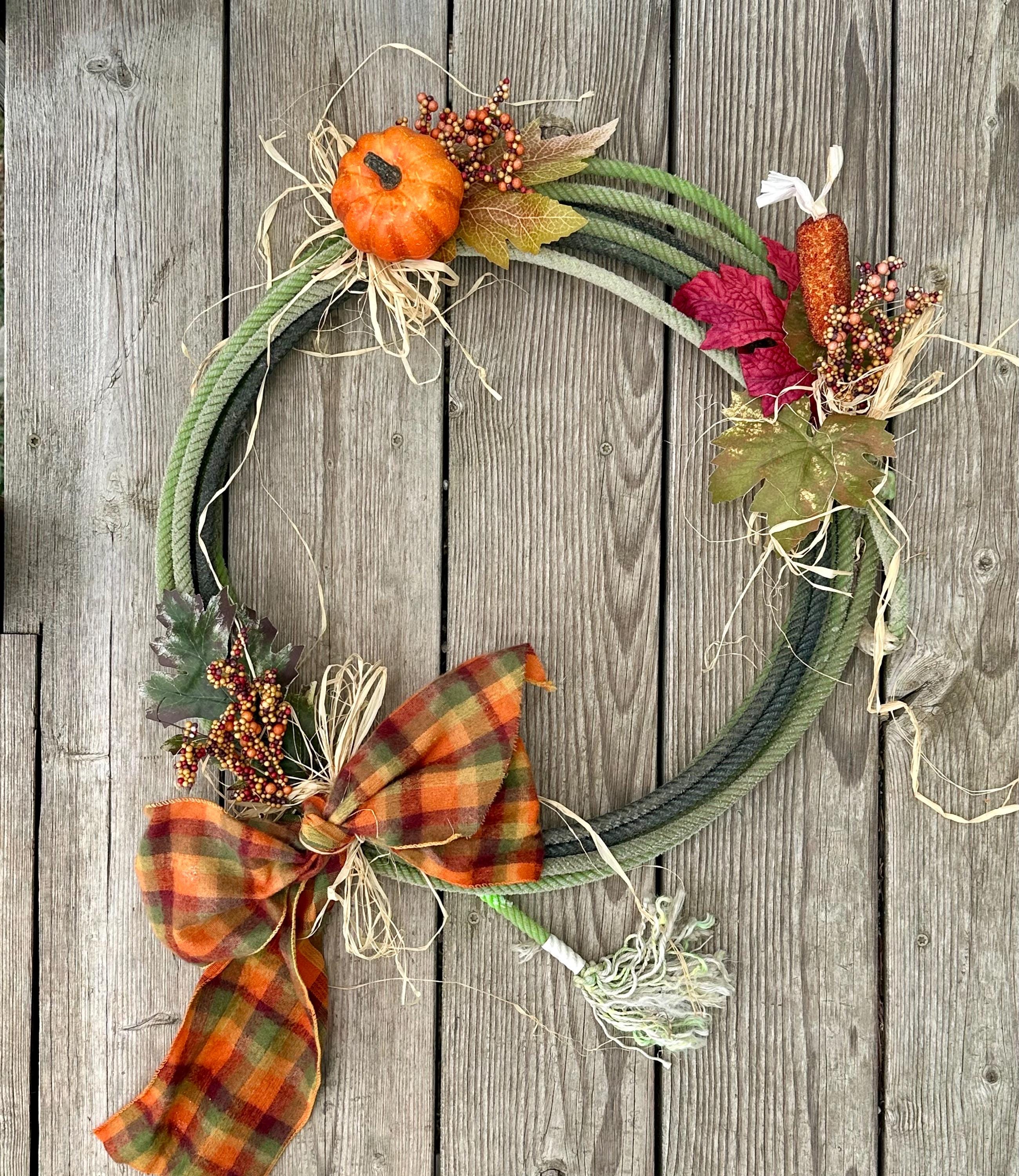 Fall wreath made from green rope. Green is the perfect Fall wreath color!