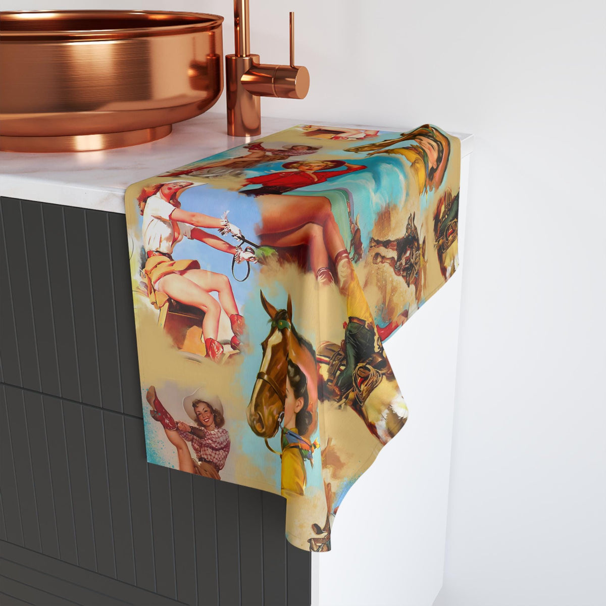 Retro Cowgirls Hand Towel, Vintage Western Pin-Up Cowgirl Decor