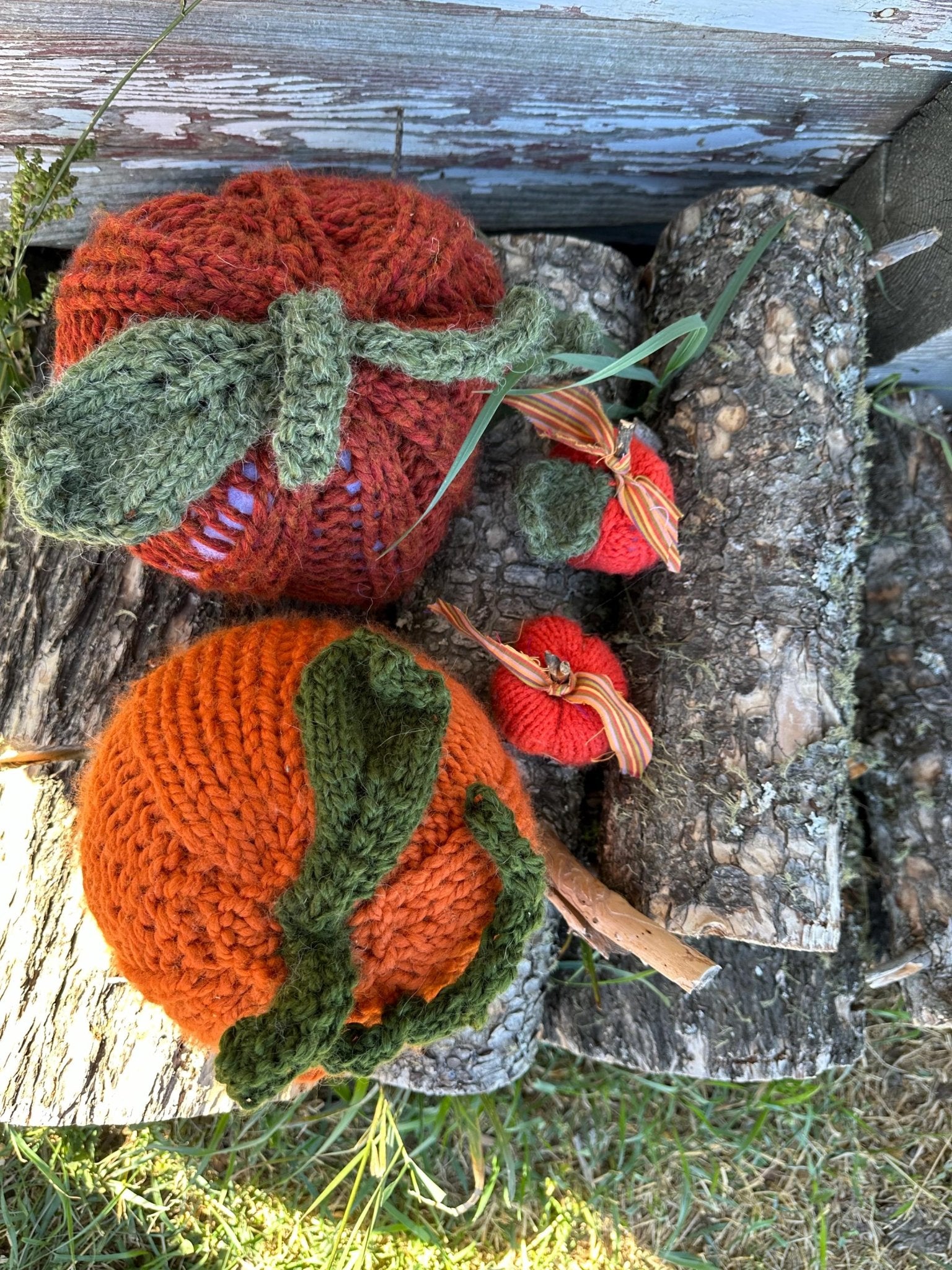 Knit MINI PUMPKINS, Shabby Chic Knit Pumpkins - Razels