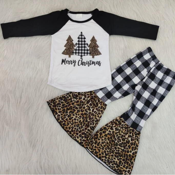 Girls “Merry Christmas” Outfit – Buffalo Plaid & Leopard Bell Bottom Set | Sizes 3T–6/7