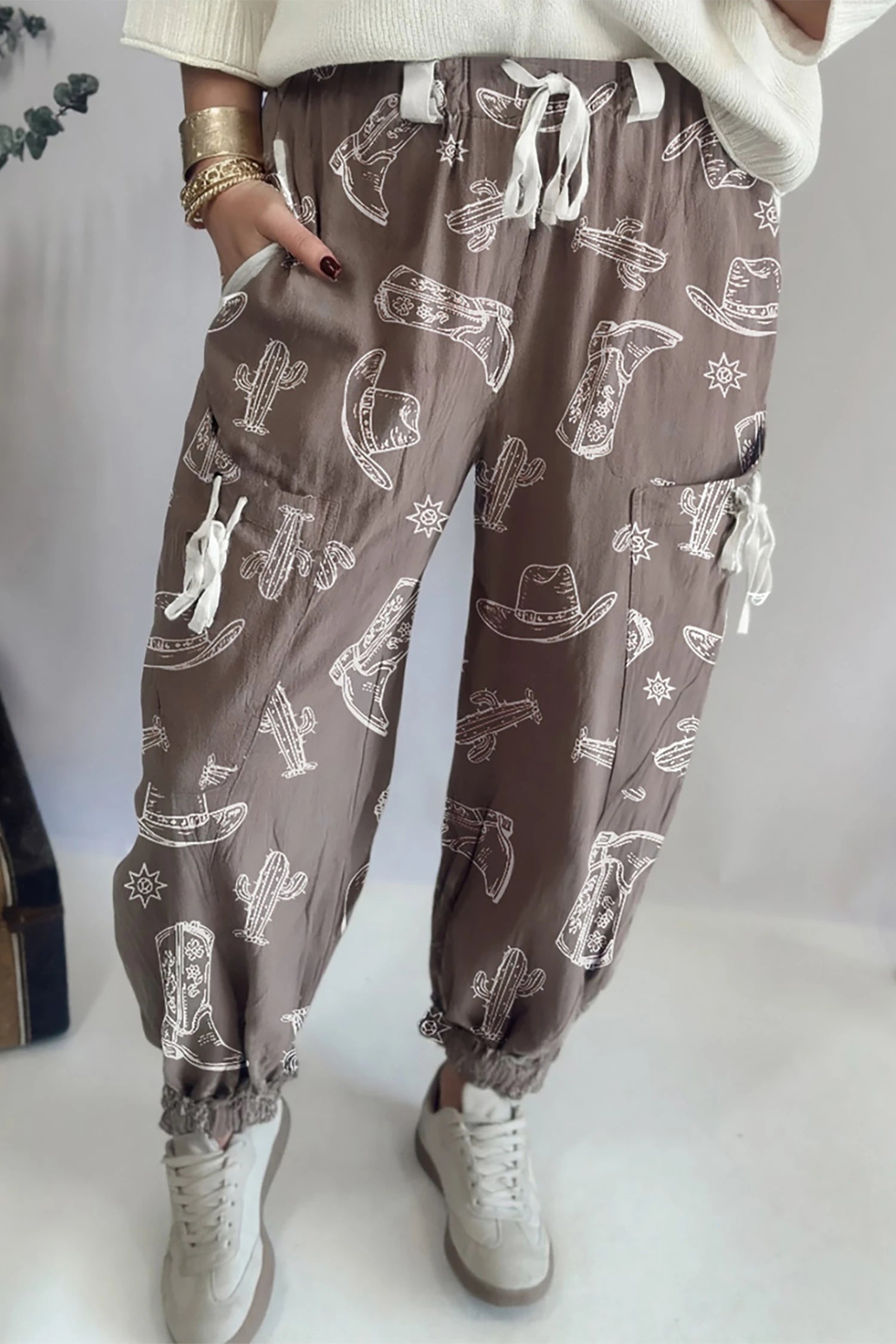 Women’s Khaki Western Print Jogger Pants