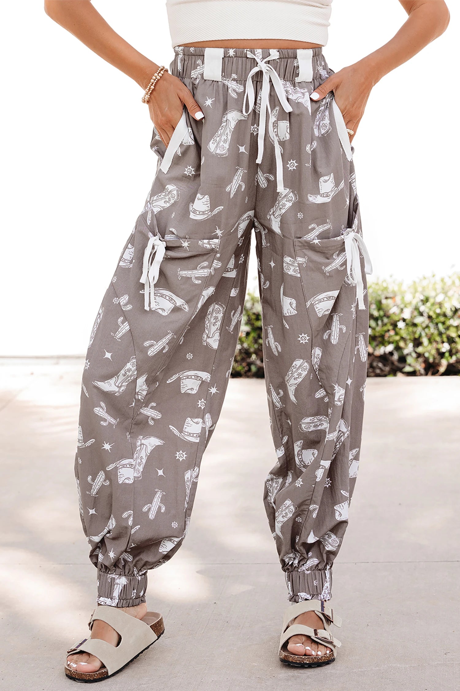 Women’s Khaki Western Print Jogger Pants