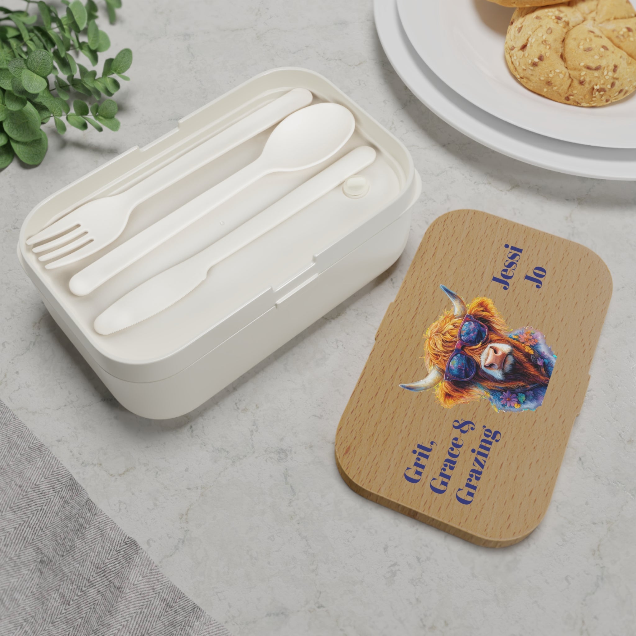 Personalized Highland Cow Bento Lunch Box, Custom Name Lunch Container, Eco-Friendly Meal Prep for School, Work & Picnics
