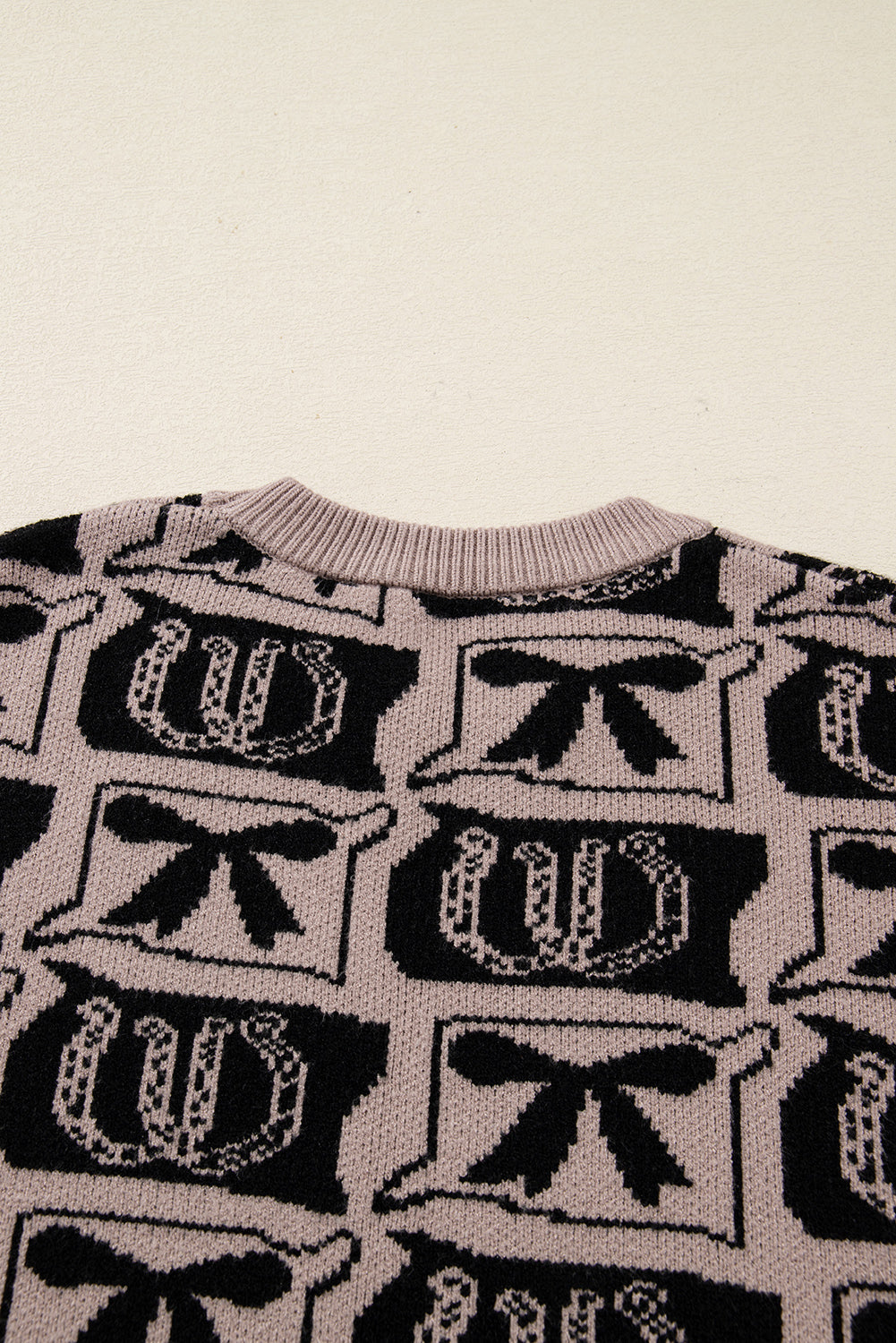 Black Bows & Horseshoes Sweater – Western Cowgirl Fashion Knit Pullover