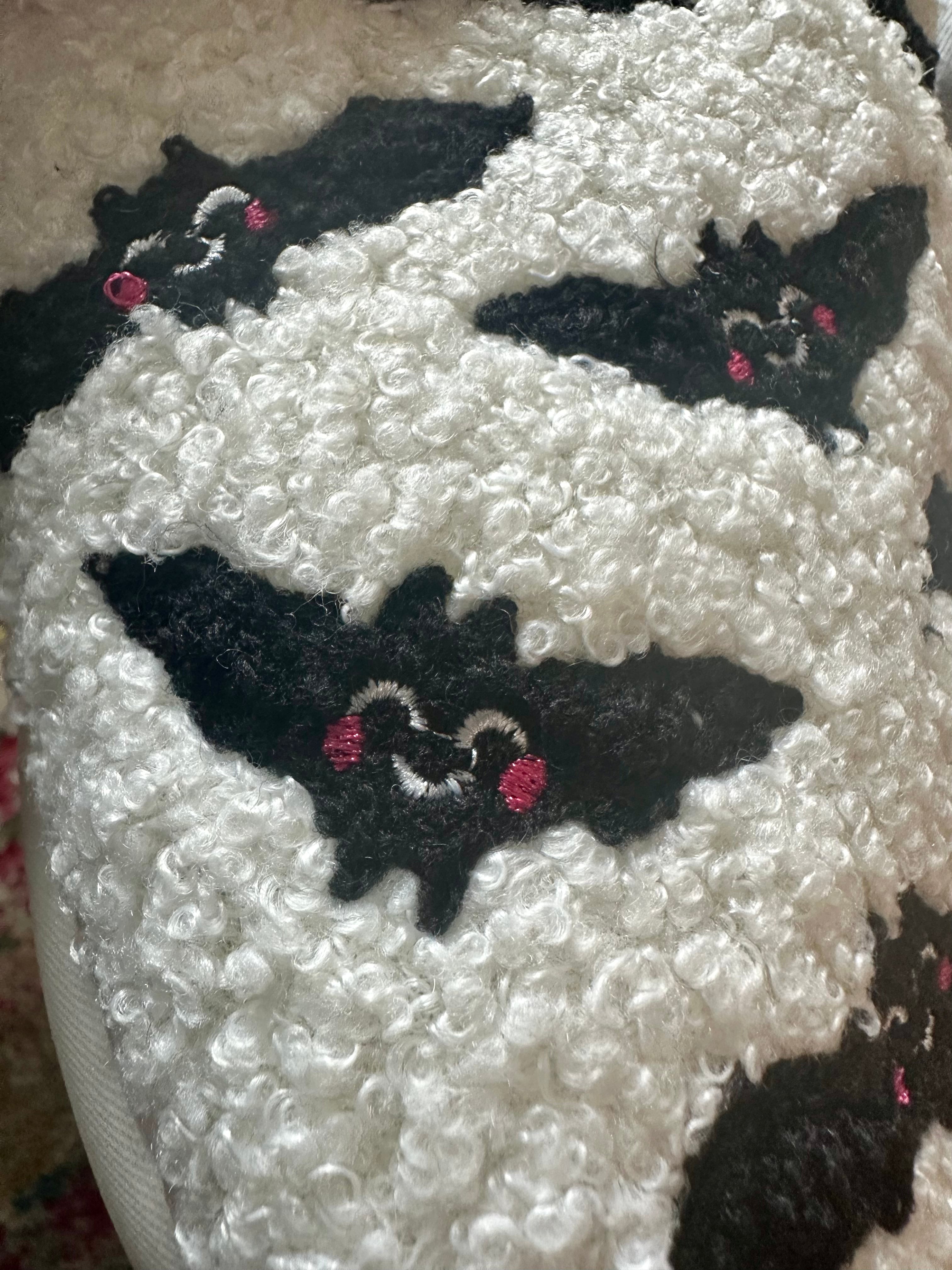 Bat Slippers Halloween Slippers for Women Plush Bat Slippers Cute Bats