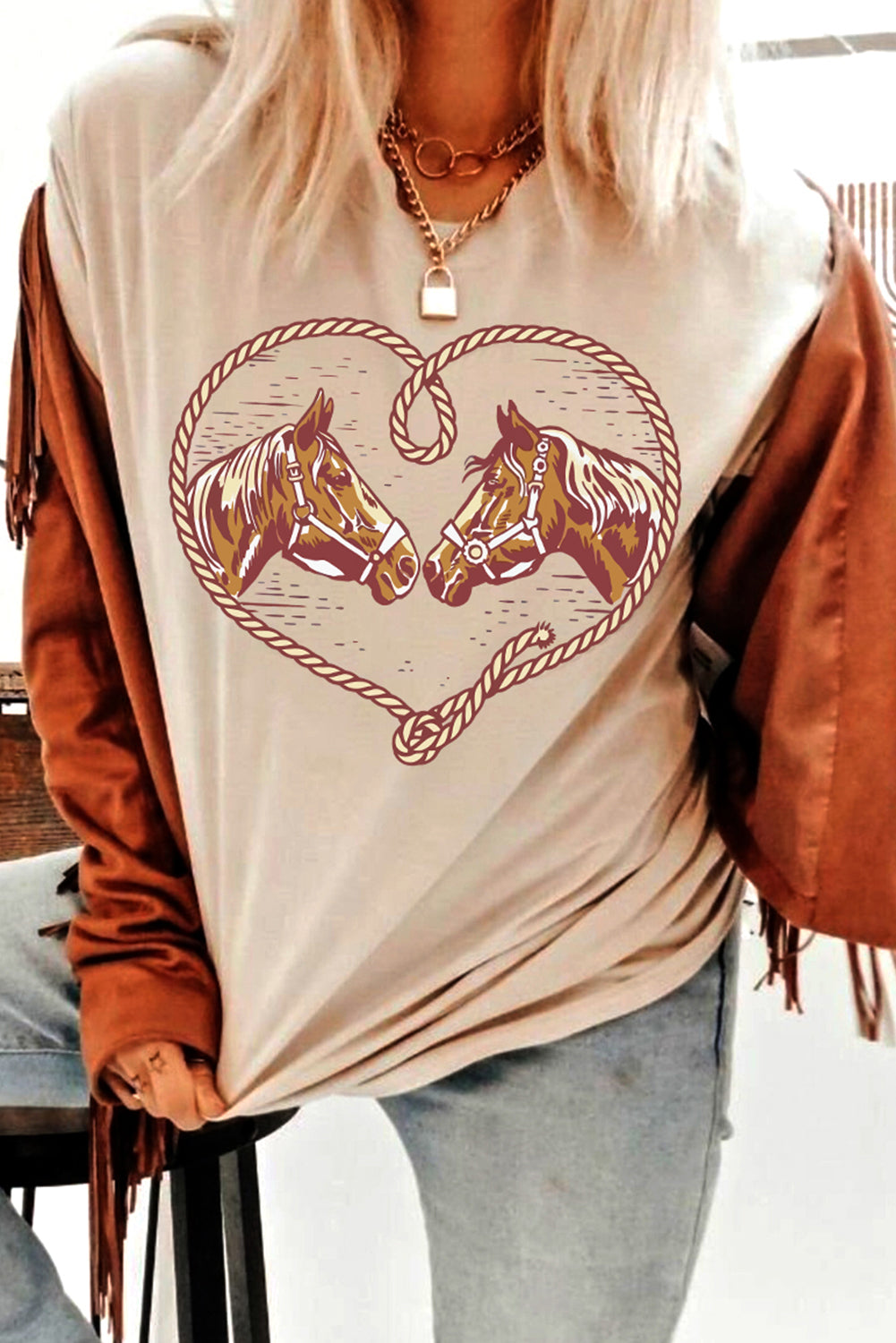 Western Horse Graphic T-Shirt | Cowgirl Casual Tee with Heart Rope Design