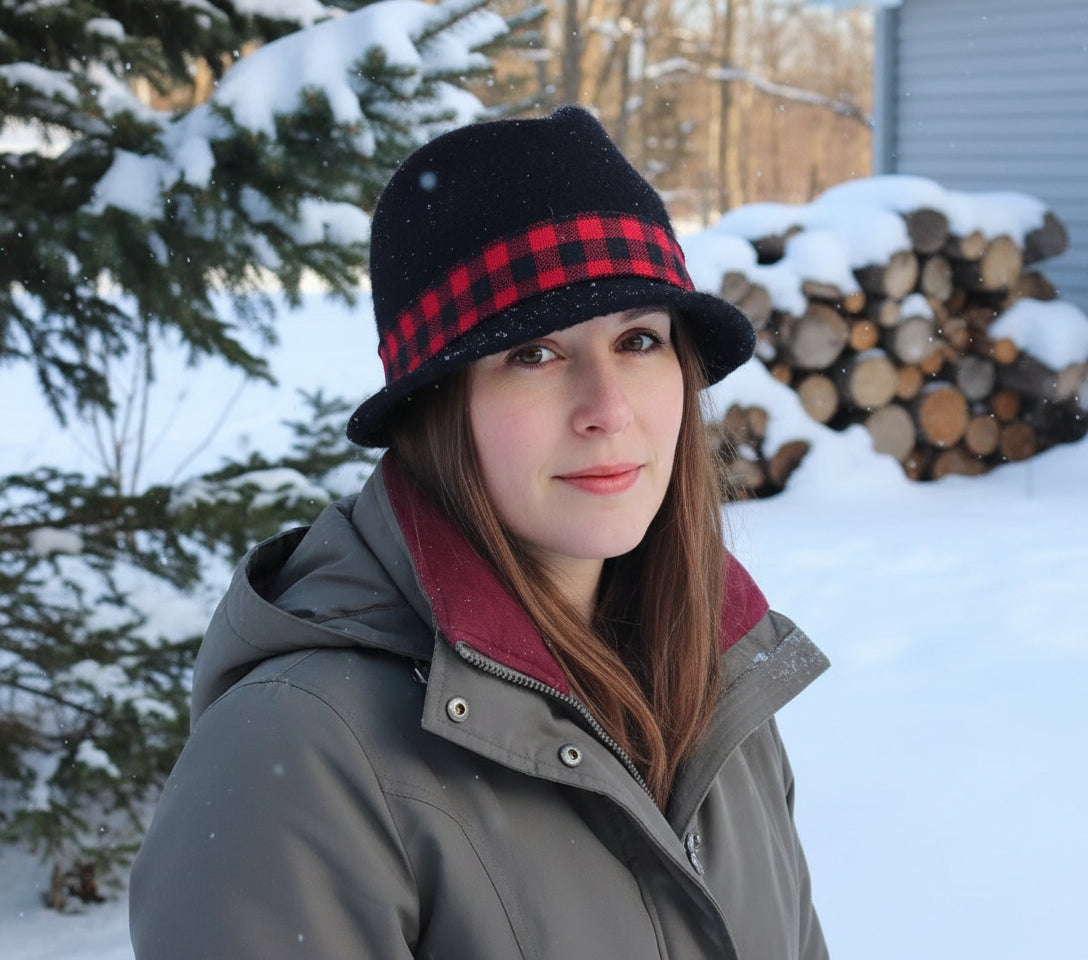 Black Felted Fedora with Buffalo Plaid Hatband, VINTAGE STYLE CLOCHE Hat