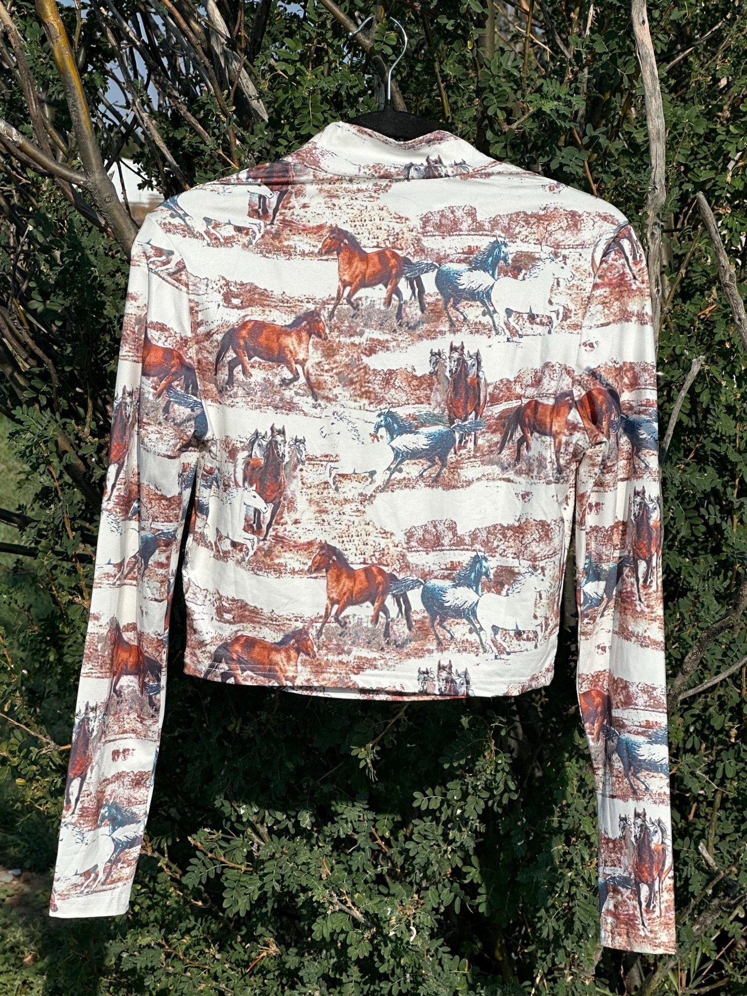 Horse Shirt - Women’s Wild Horses Crop Top Blouse with Cut - Out Design | NFR Fashion & Western Clothing - Razels