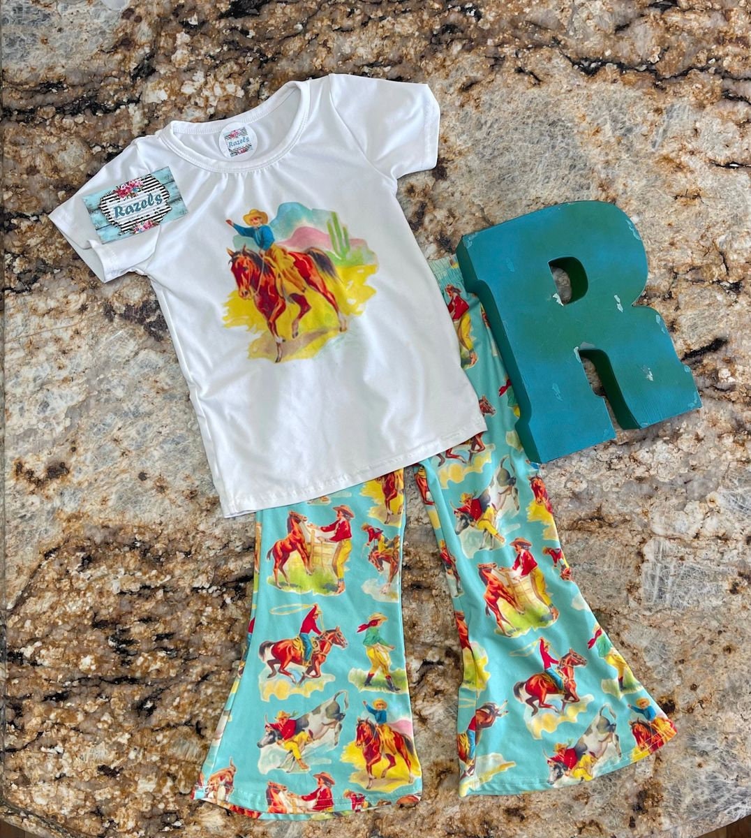 Retro Cowgirl Outfit, Girls Bell Bottom Outfit, Vintage Western Prints Pants, Cowgirl Outfit Yeehaw! Featuring adorable vintage cowgirl prints and comfy trouser-style bell bottoms, it’s the perfect blend of charm and comfort. SHIPS FREE $35+