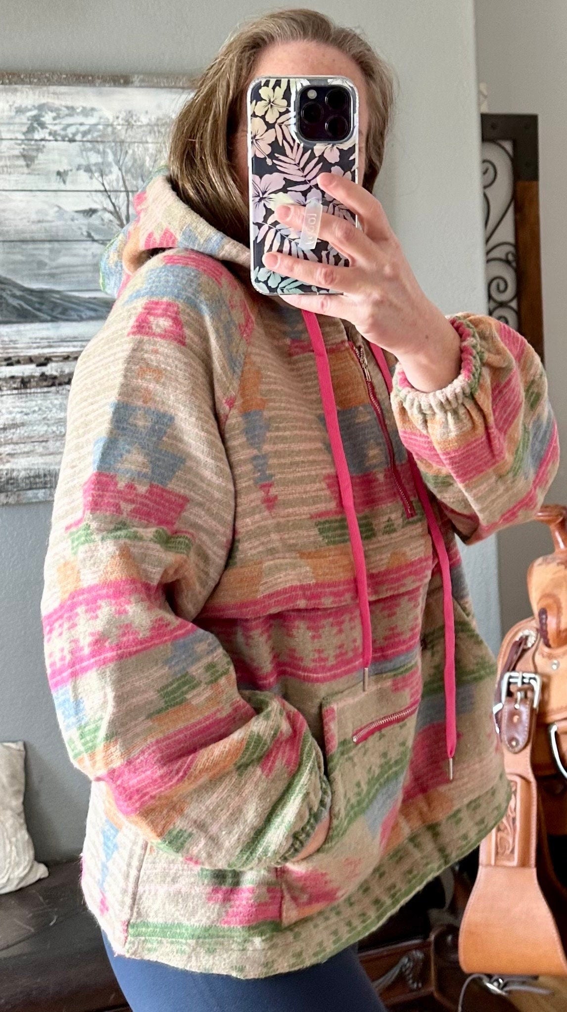 Pink Western Hoodie Pullover – Bold Aztec Print | Oversized Fit
Features a fabulous Pink Western Aztec print, this hoodie lets you stay warm and stylish all at once. Designed for comfort and versatility, it&#39;s perfect for casual days or cool nights.