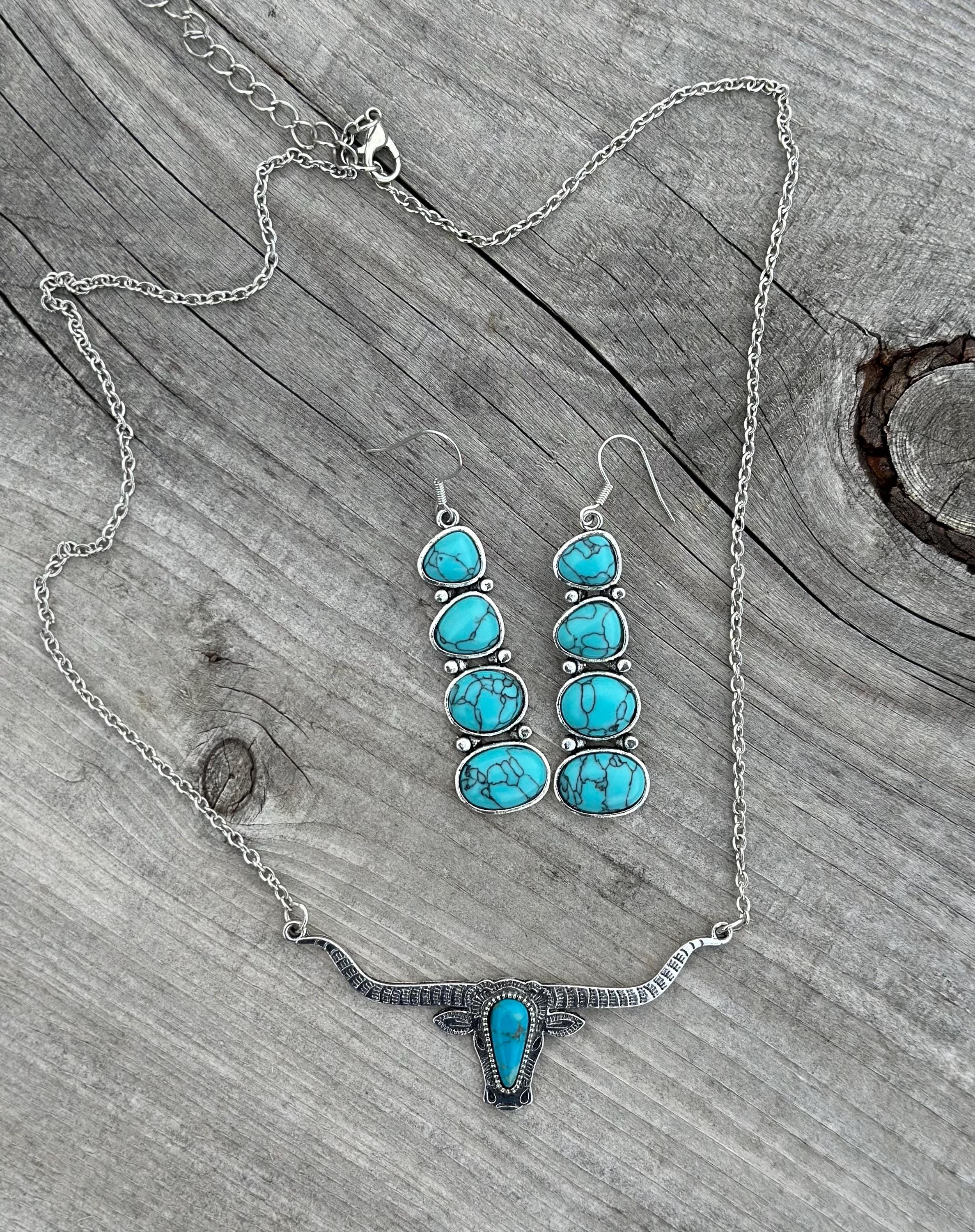 Bold and Beautiful: Split Chain Longhorn Necklace with Turquoise Stone. Embrace a bold, Western style with our stunning Split Chain Longhorn Necklace—designed for those who truly & grab life by the horns. Ships FREE with $35+ purchase