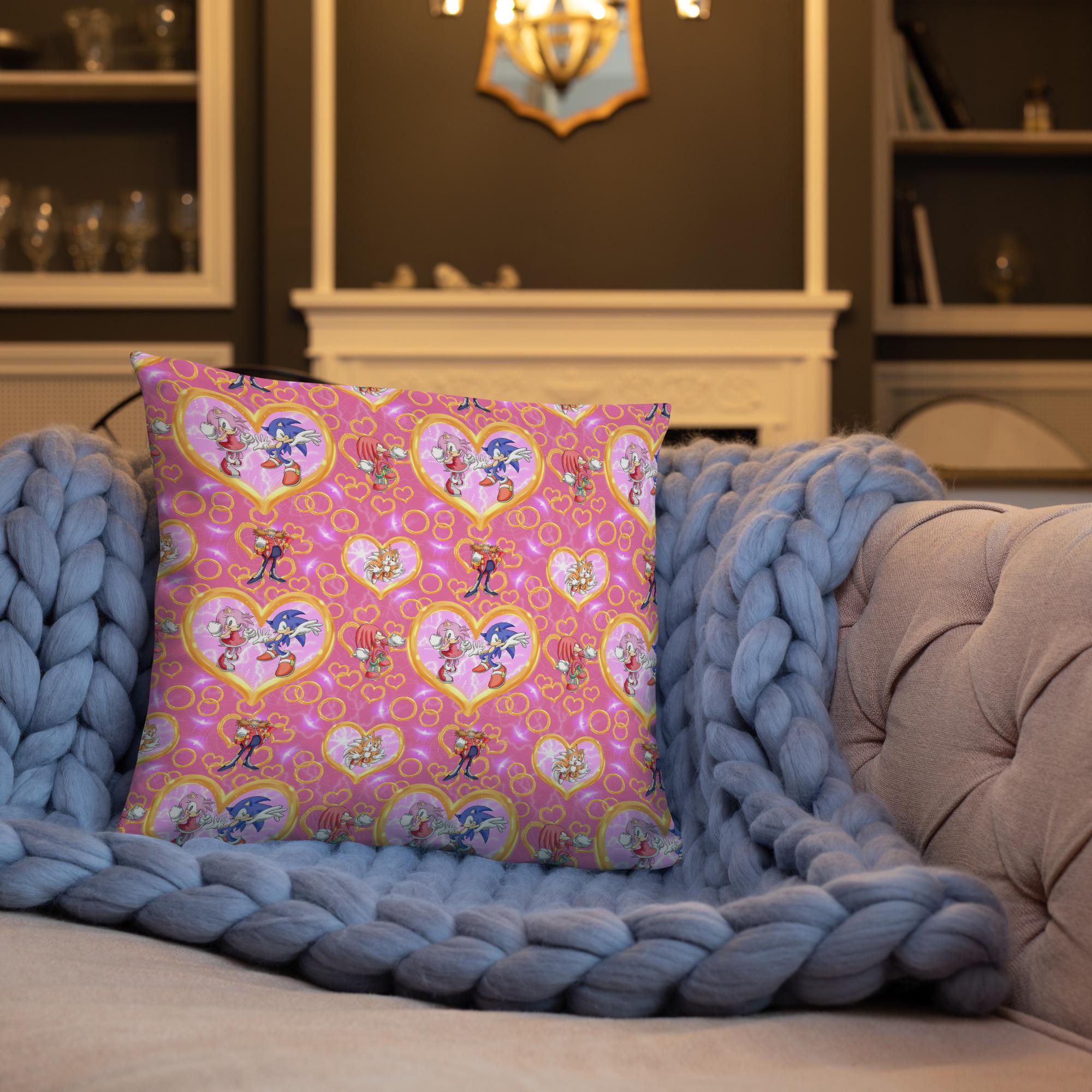 Sonic Girl Throw Pillow – Pink Sonic & Friends Accent Pillow for Kids&#39; Rooms and Game Spaces