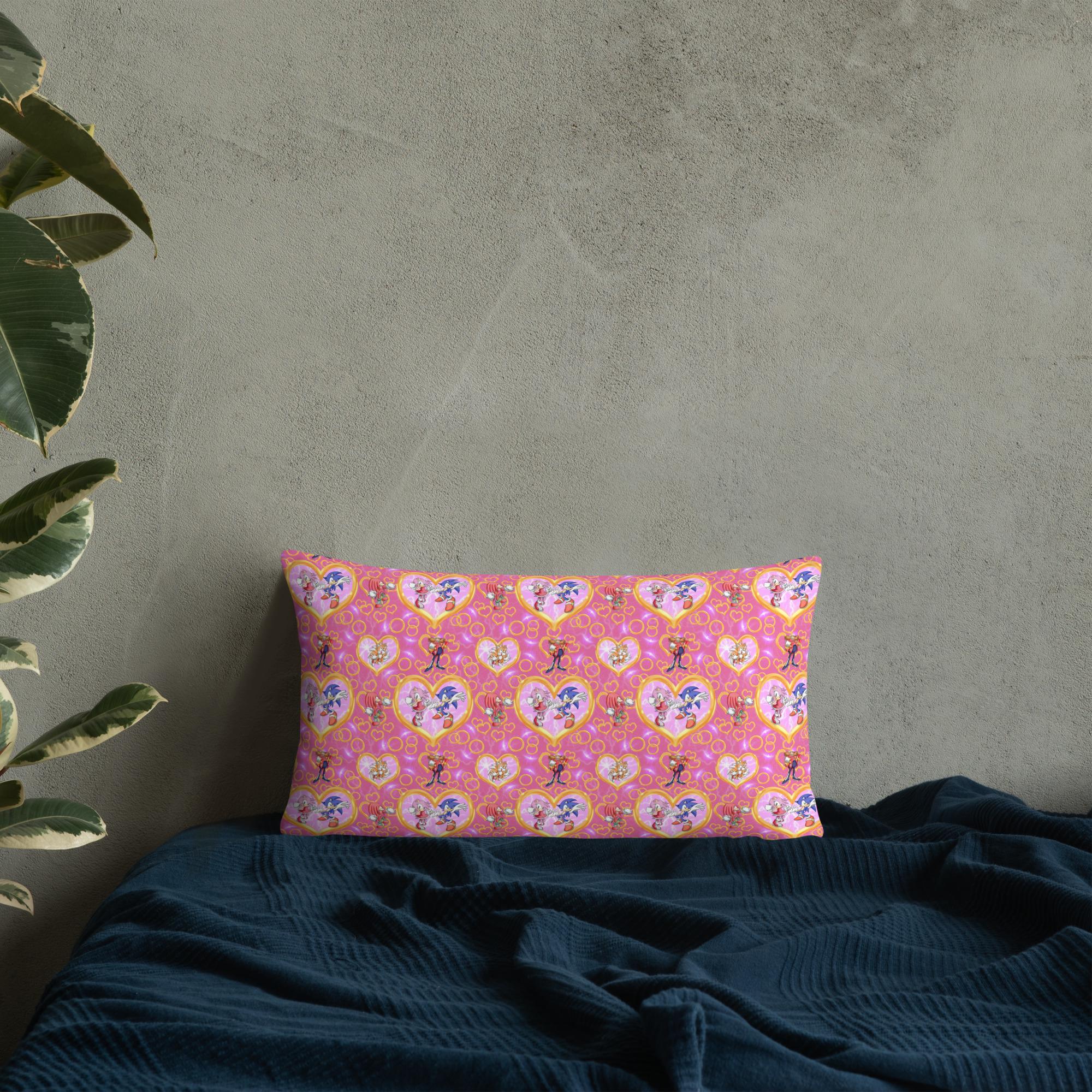 Sonic Girl Throw Pillow – Pink Sonic & Friends Accent Pillow for Kids&#39; Rooms and Game Spaces