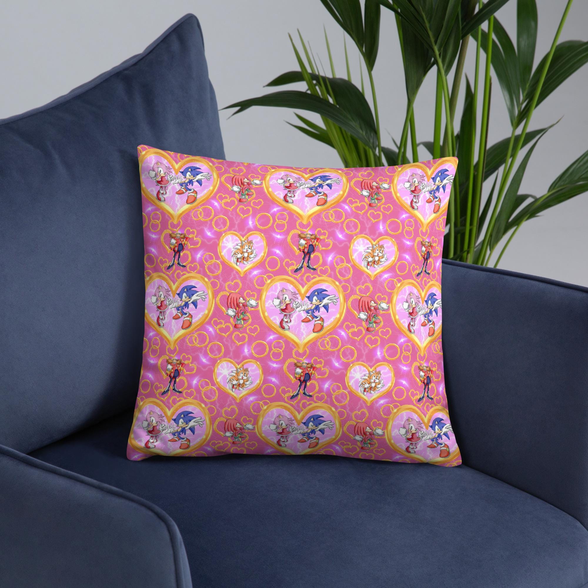 Sonic Girl Throw Pillow – Pink Sonic & Friends Accent Pillow for Kids&#39; Rooms and Game Spaces