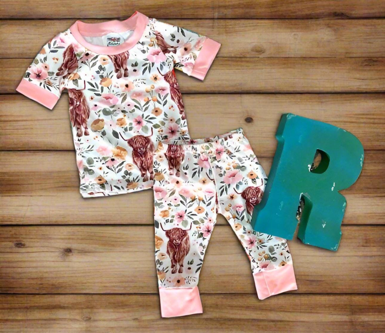 HIGHLAND COW Pajamas, Cows and Flowers
