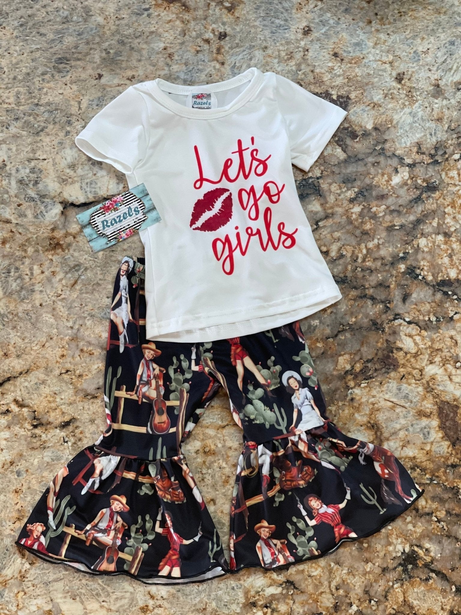 Let’s Go Girls Shania Twain Cowgirl Bell Bottom Outfit – Vintage Cowgirl Flares & T-Shirt – Western Cowgirl Shorts - Razels
