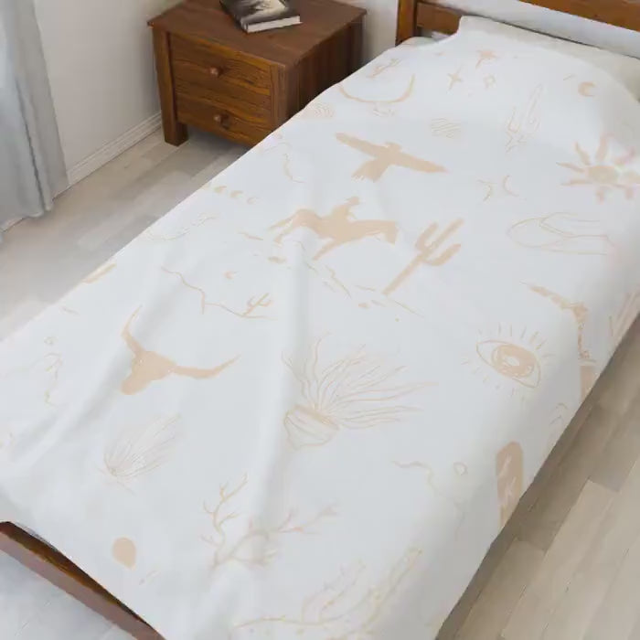 Cowboy Throw Blanket Beige & White Velveteen Western Motif with Cactus Steerhead Cozy Plush Home Decor Gift for Adults