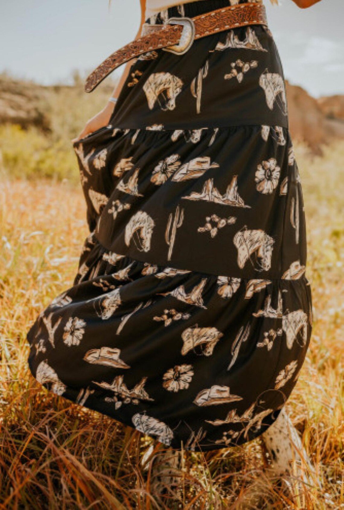 Women's Western Skirt | Cowgirl Skirt, Horse Skirt, Cowboy Hat Black Ruffled Maxi Skirt - Razels